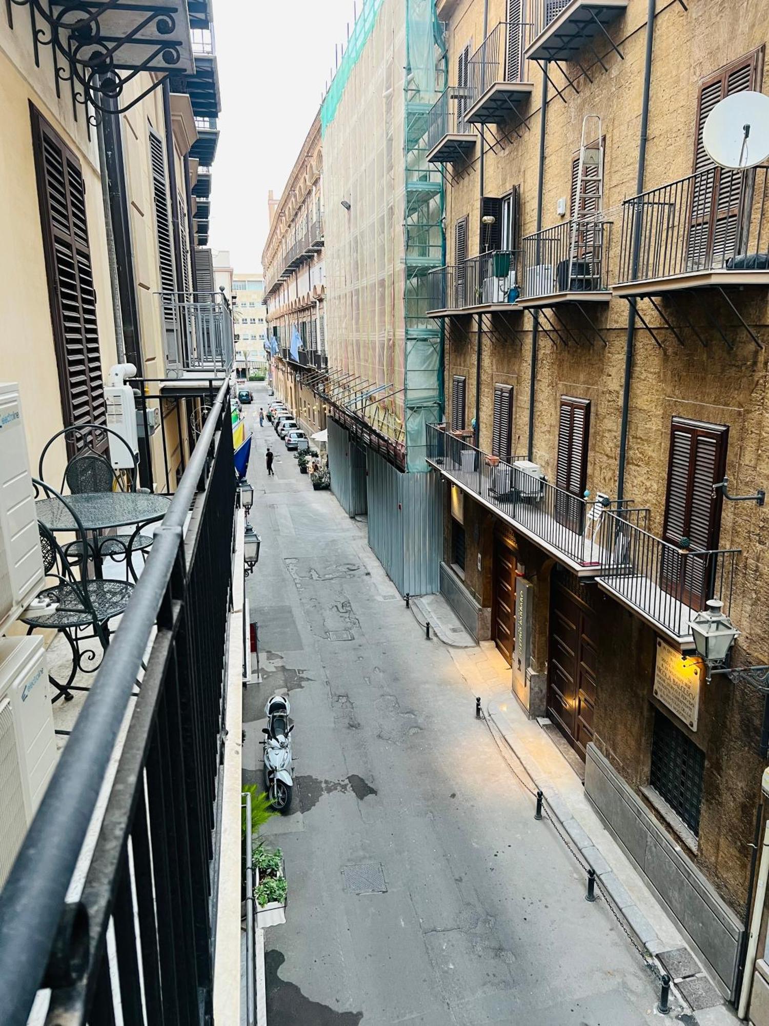 Bibi Rooms And Suite Palermo Luaran gambar